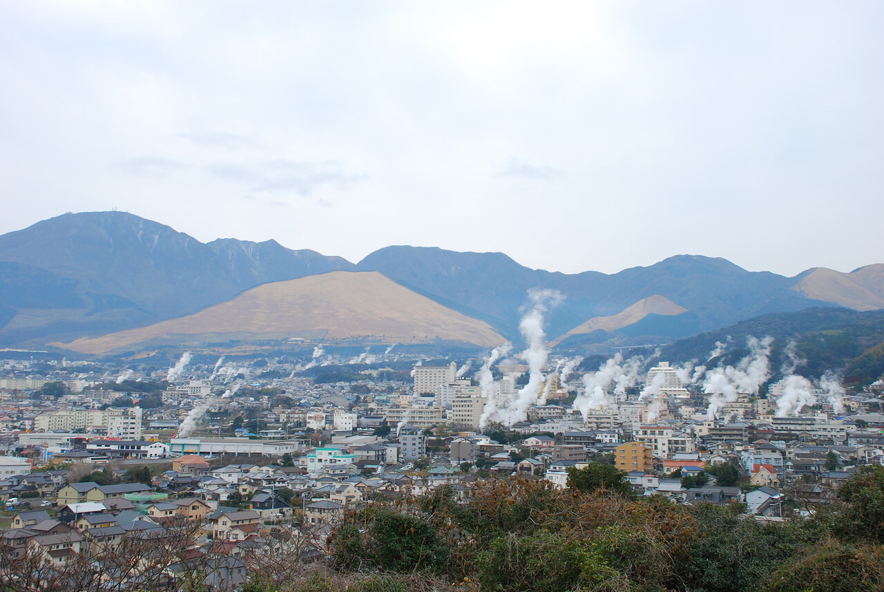 別府市街が一望できる湯けむり展望台